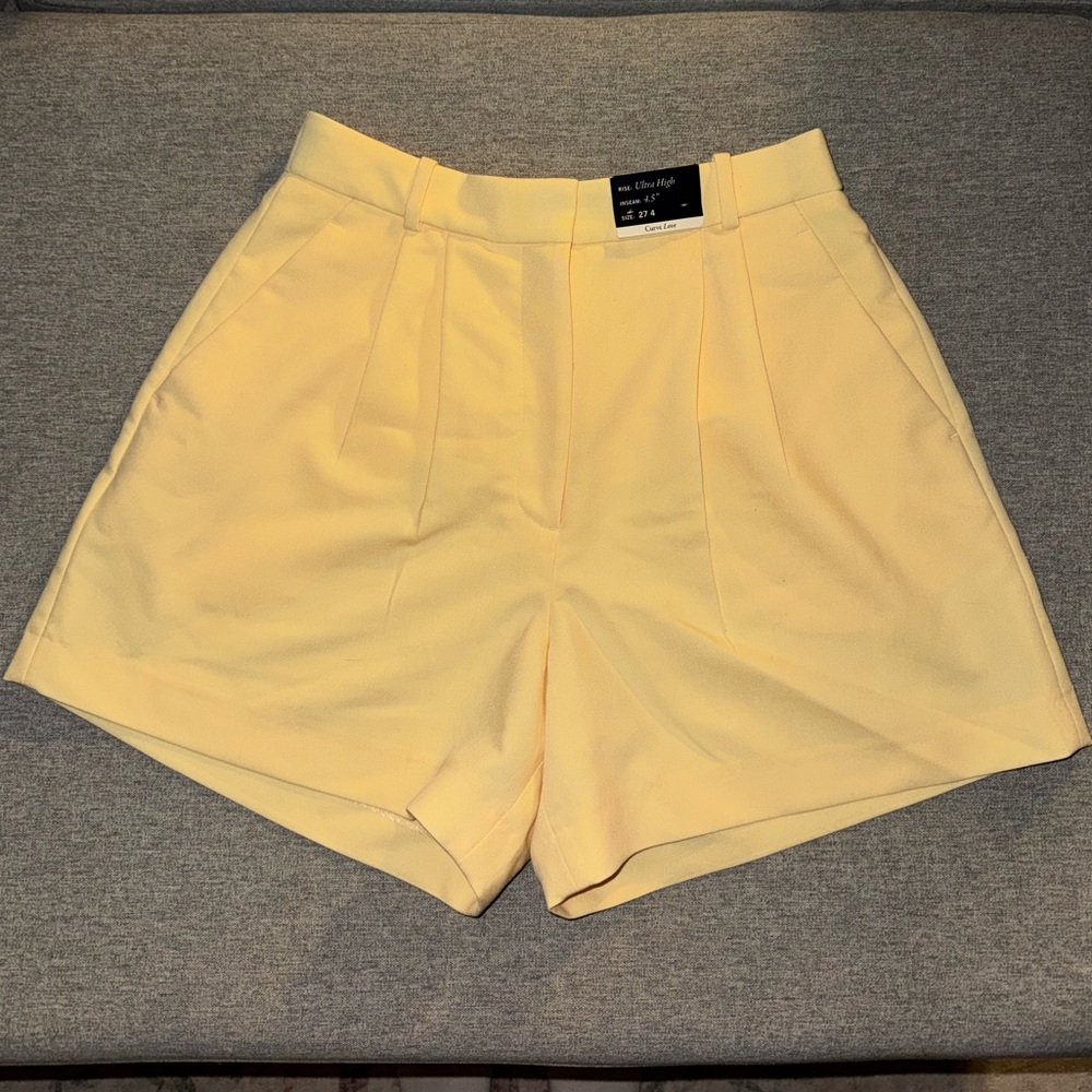Abercrombie and Fitch Curve Love High-Waist Women's Tailored Shorts